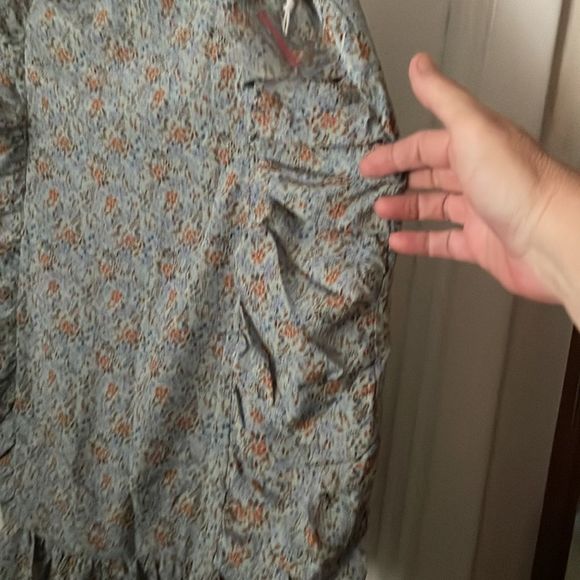 Urban Outfitters  Sz 16 Jr. Zipper Down Back Ruffle straps Nwt bundle item only - Picture 5 of 11